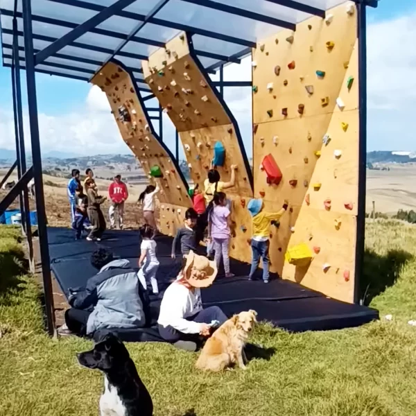 Plan vacacional de escalada en Tunja y Motavita - Tulia Boulder