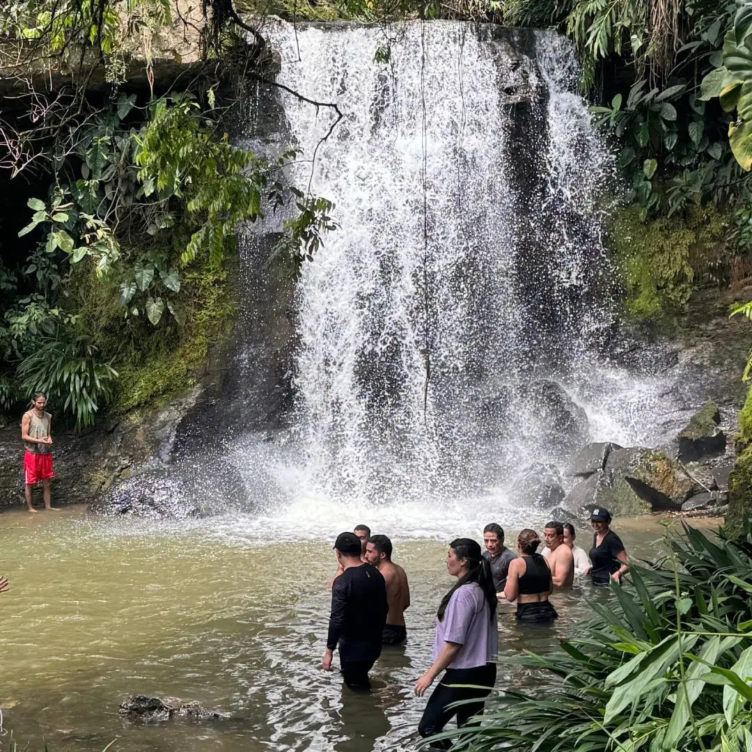 Caminata Ruta de las Cascadas en Togüi - TULIA Turismo de Aventura en Boyacá - Grupo Caminatas Ecológicas Tunja Caminata Ruta de las Cascadas en Togüi - TULIA Turismo de Aventura en Boyacá - Grupo Caminatas Ecológicas Tunja